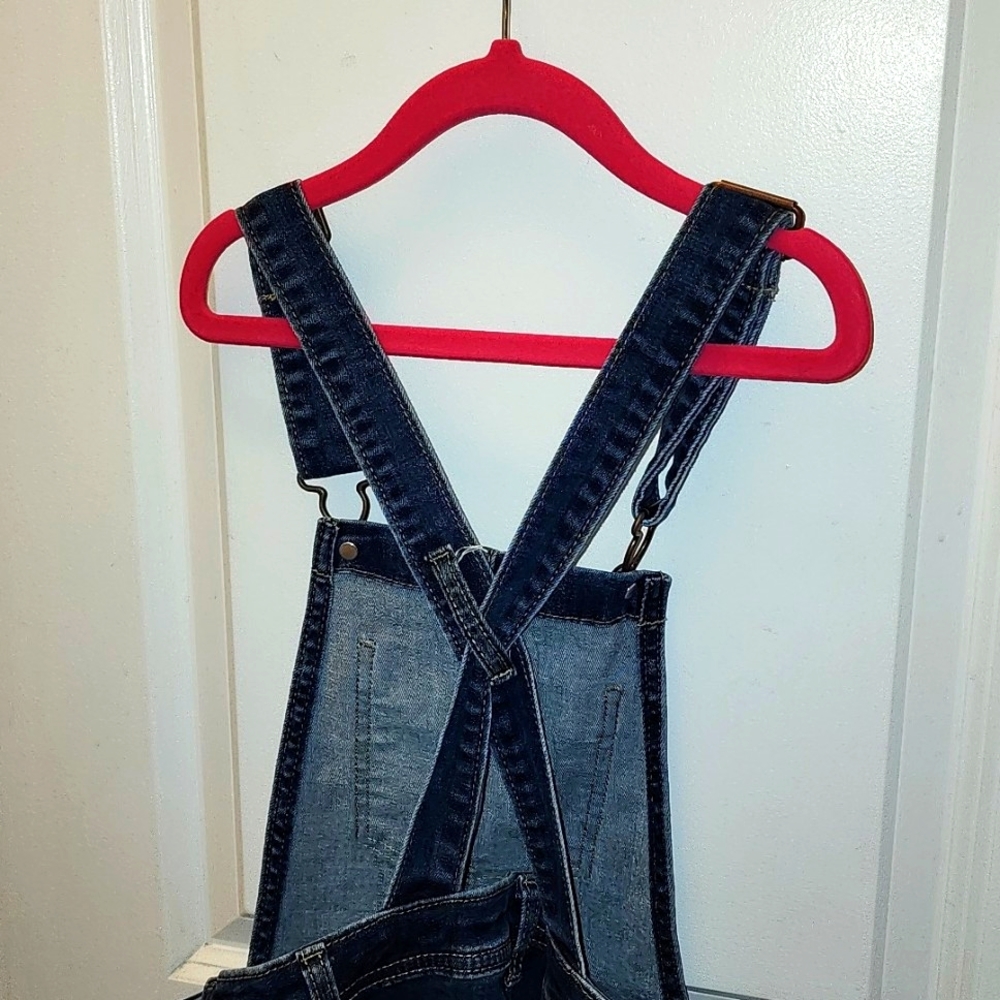 Cat & Jack Girls Dark Denim Overalls size 7/8 Like New